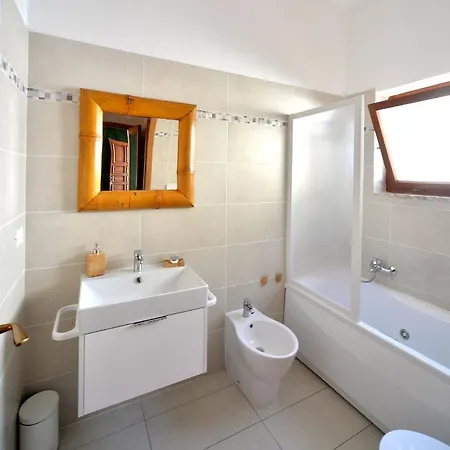 Barbatoja בית נופש פטובאיה